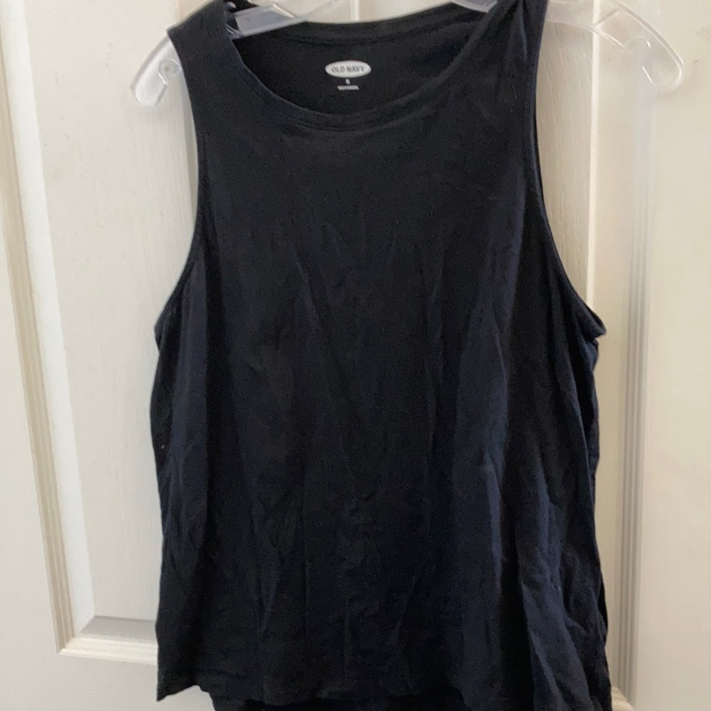 FINAL MARKDOWN Old navy tank top medium
